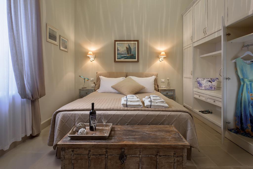 Admiral'S House Villa Chalki Town Buitenkant foto