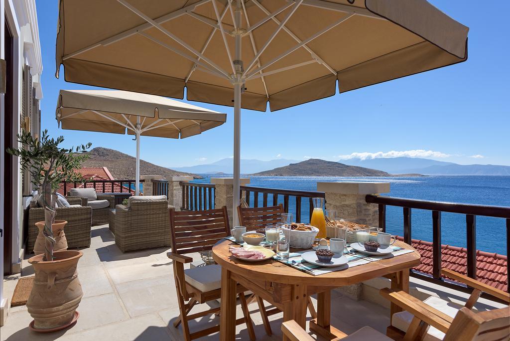 Admiral'S House Villa Chalki Town Buitenkant foto