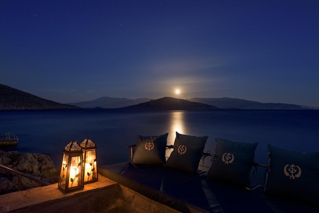 Admiral'S House Villa Chalki Town Buitenkant foto